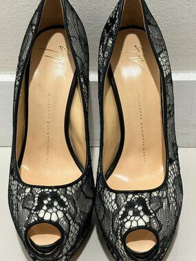 GIUSEPPE ZANOTTI BLACK LACE PEEP TOE PLATFORM HEELS
